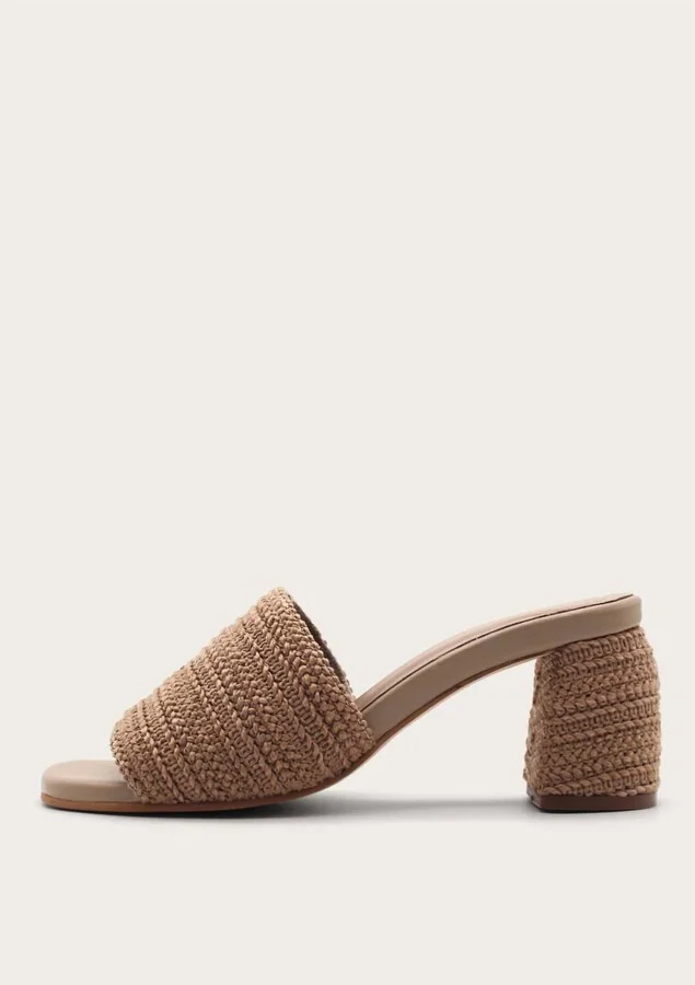 beige