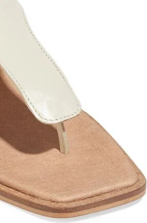 Iris & Ink Woman Thong sandal - Image 5