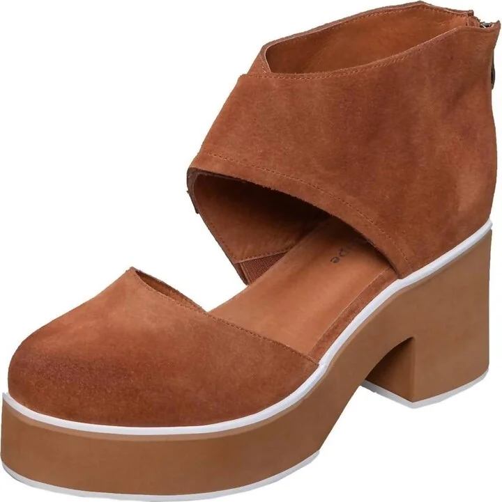 Iris Suede Sandal In Cognac