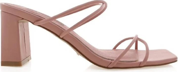 Isiah Sandal In Musk