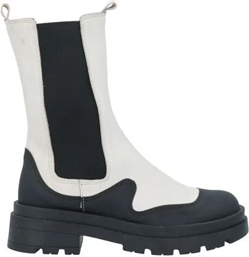 Islo Isabella Lorusso Woman Ankle boots