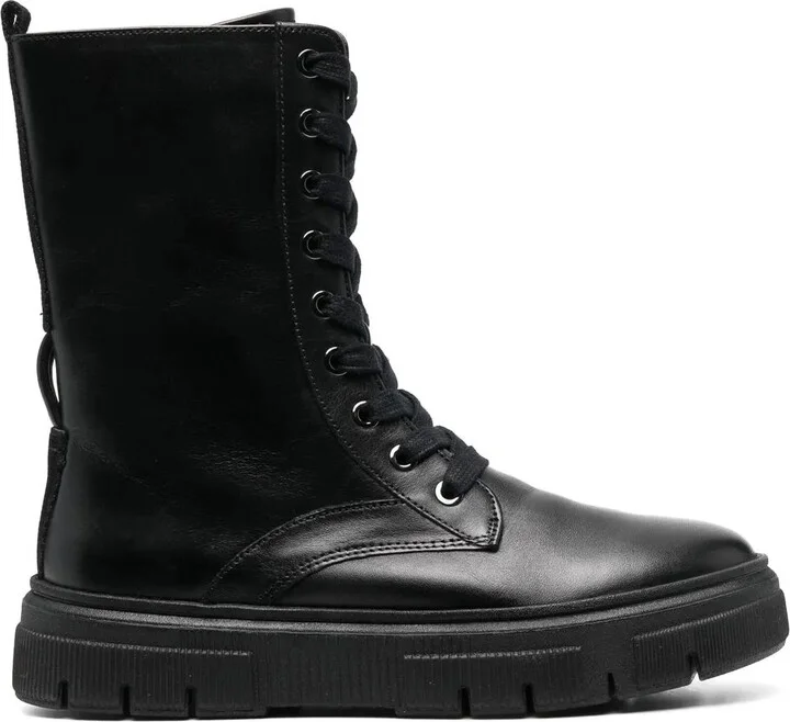 Isotte lace-up fastening boots