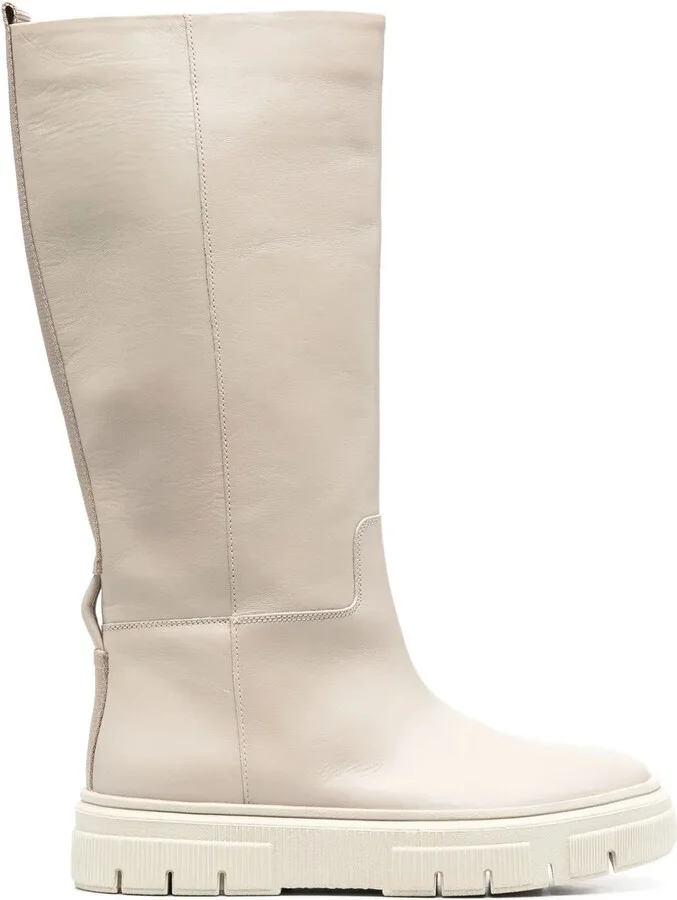 Isotte leather boots