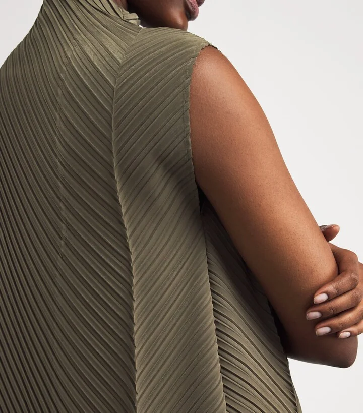 Issey Miyake Soft Fold Pleats Midi Dress - Image 4