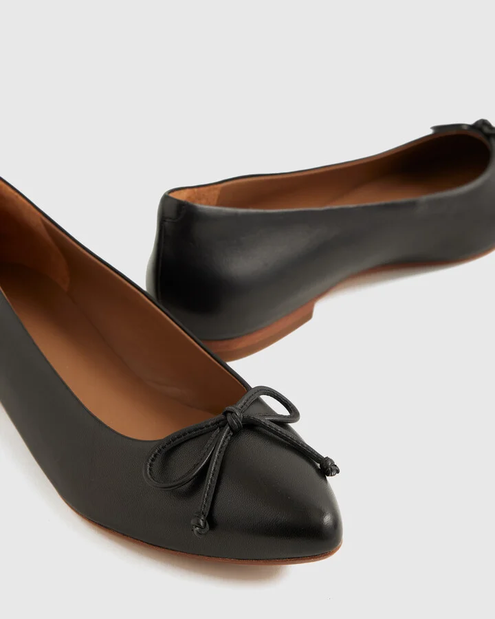 Italian Leather Pointed Bow Flat - Image 3