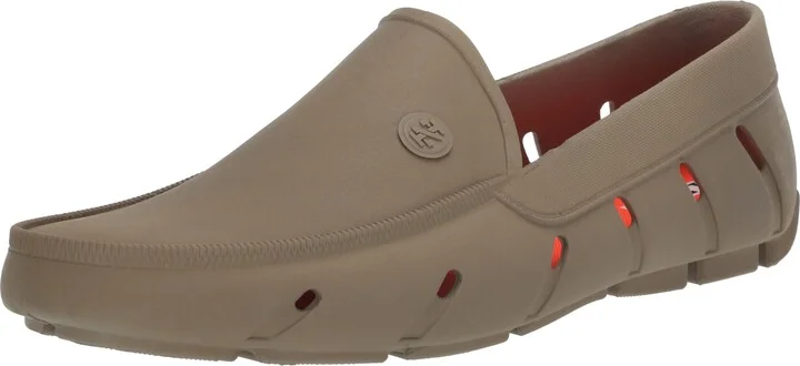 IZOD Women's Aqua Boat Shoe