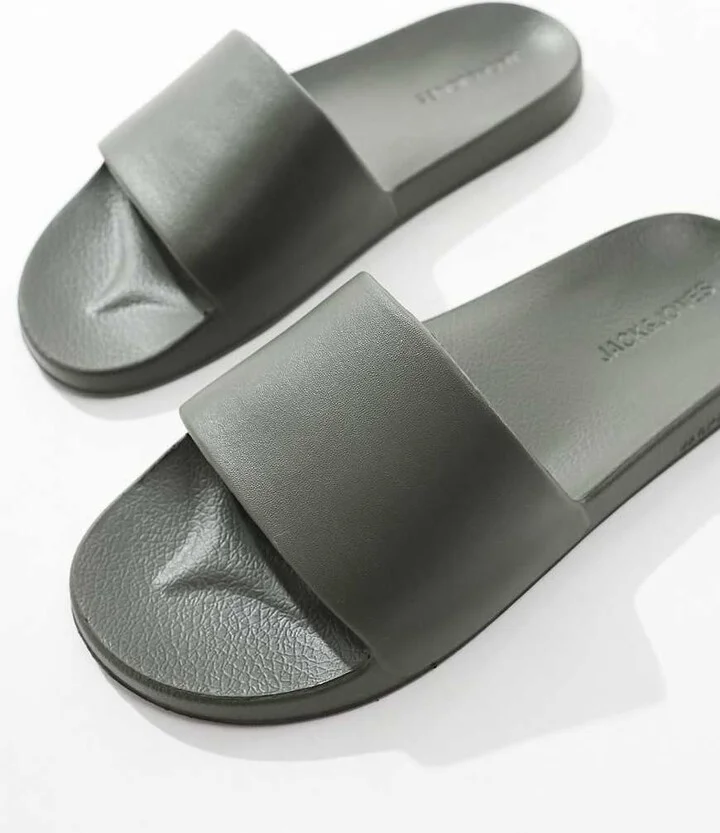 Jack & Jones slider in khaki - Image 4