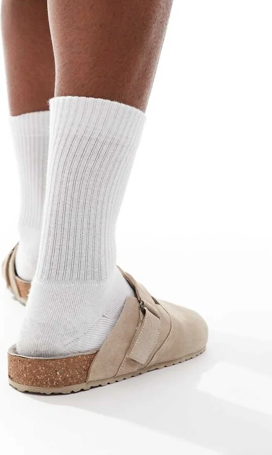 Jack & Jones suede clogs in beige - Image 2