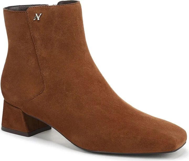 Dark Chestnut Brown