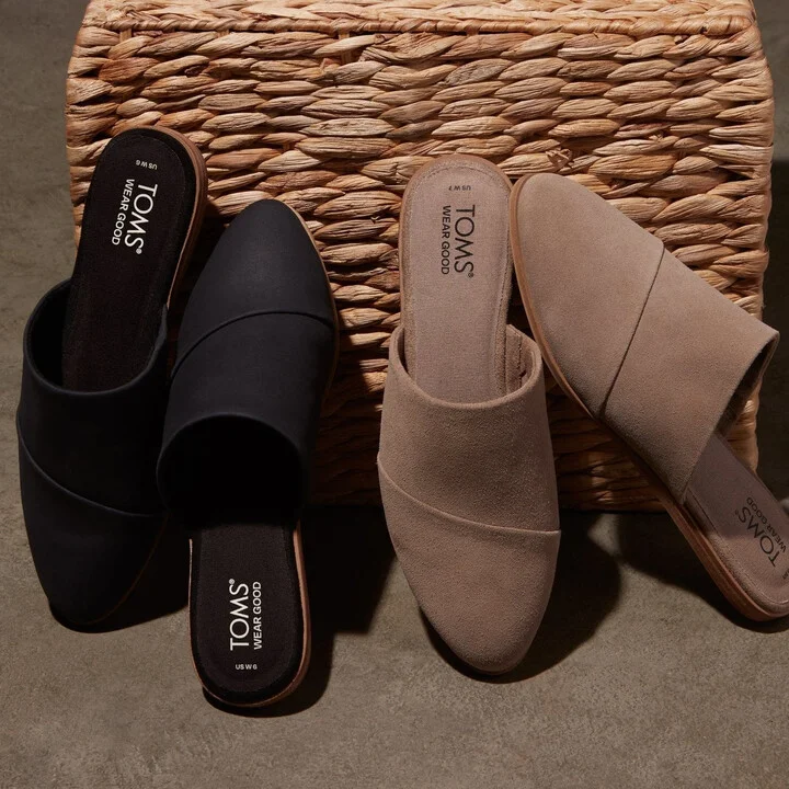 Jade Black Leather Slip On Flat