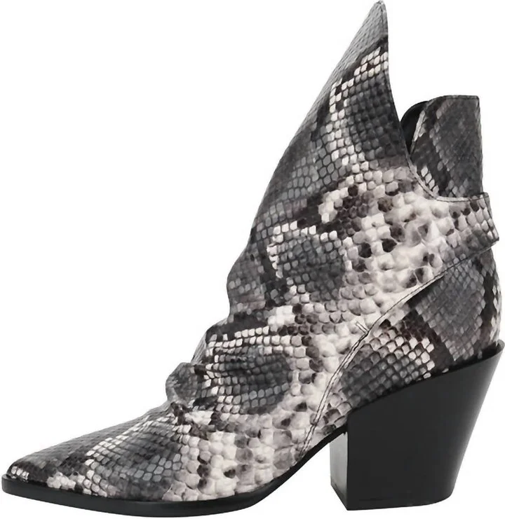 Jaegar Ankle Boot In Phyton