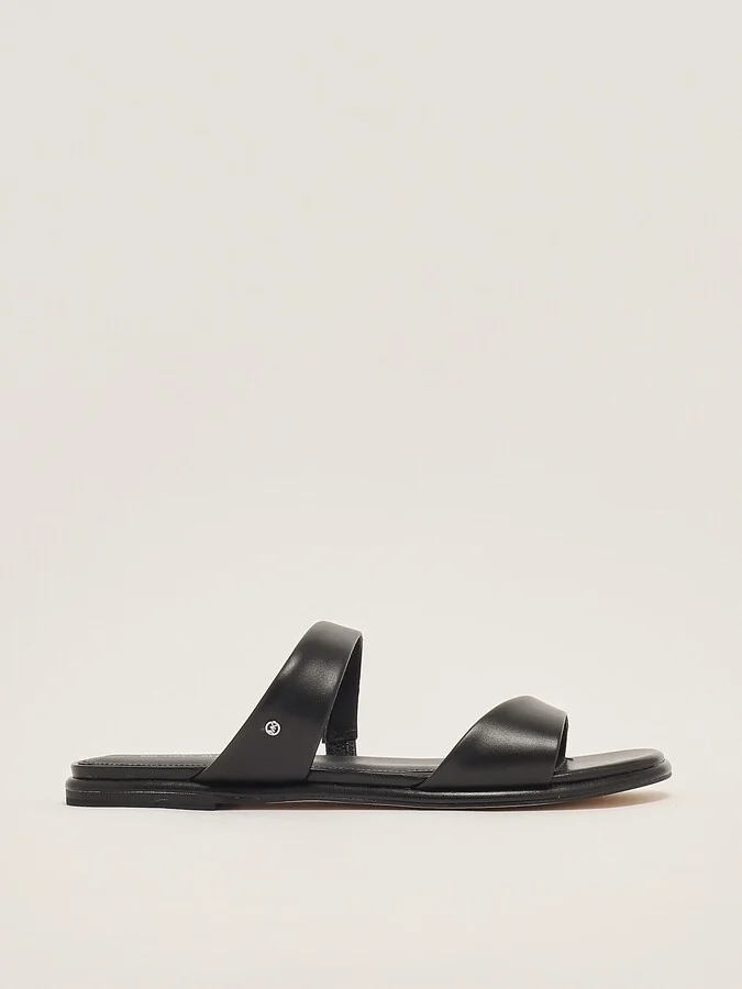 Jaida Flat Sandal Sandal