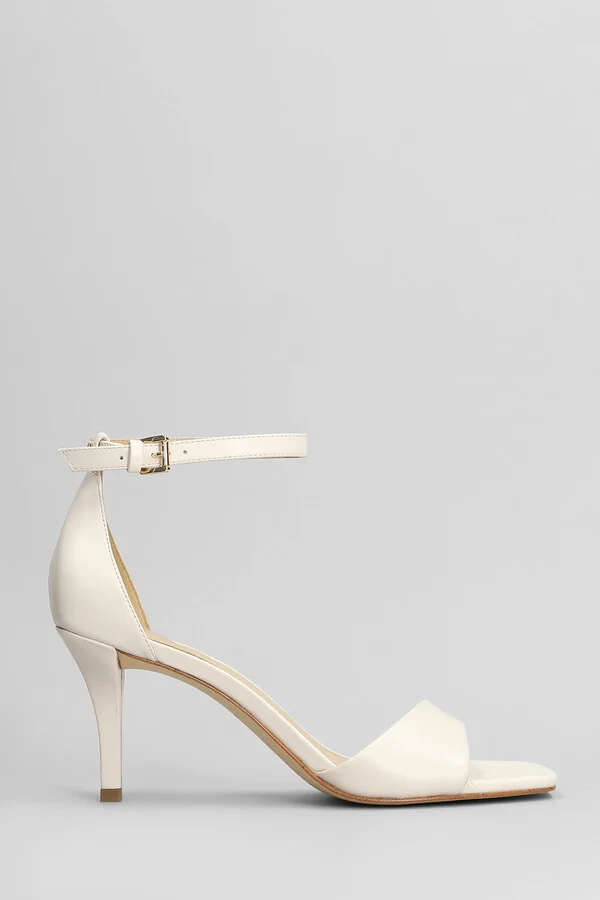Jaida Sandals In Beige Leather
