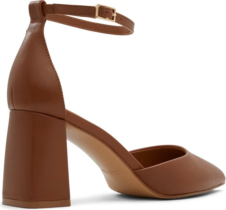 Jan Pointed Toe Pump - Image 2