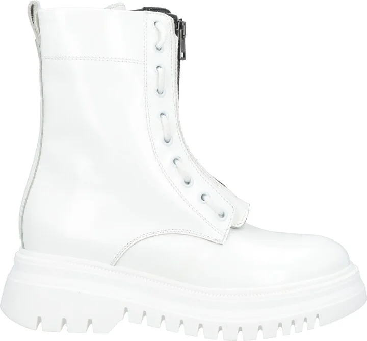 Janet & Janet Woman Ankle boots - Image 3