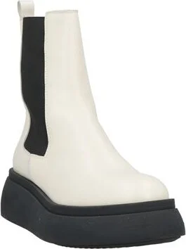 Janet & Janet Woman Ankle boots - Image 2