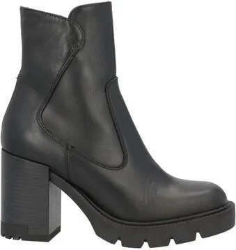 Janet & Janet Woman Ankle boots
