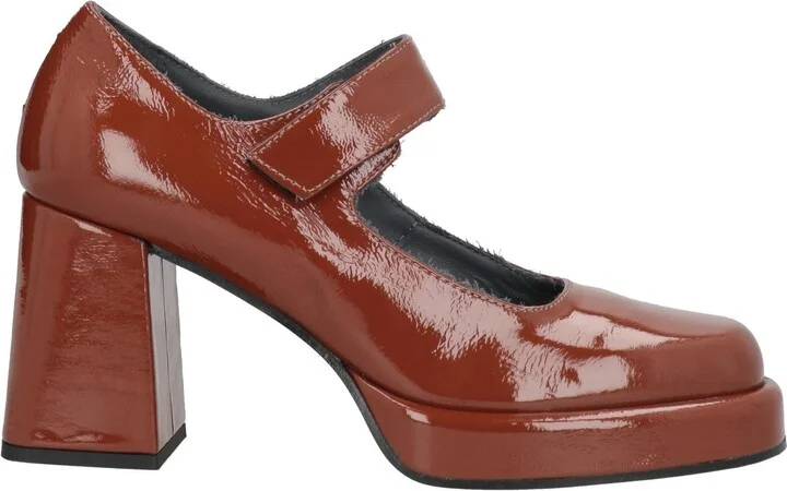 Janet & Janet Woman Pumps - Image 3