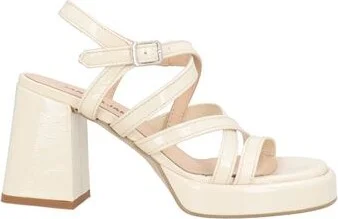 Janet & Janet Woman Sandals