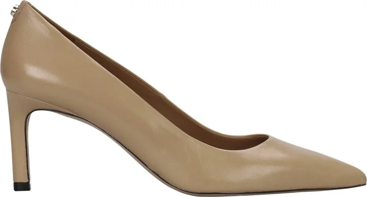 Janet Pointed Toe Pump