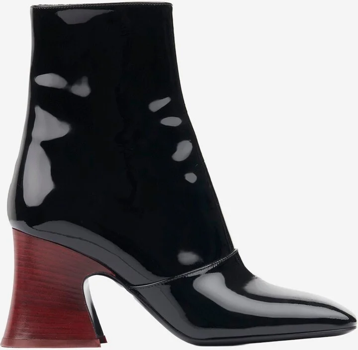 Janis Ankle Boots With Glossy Leather Heel