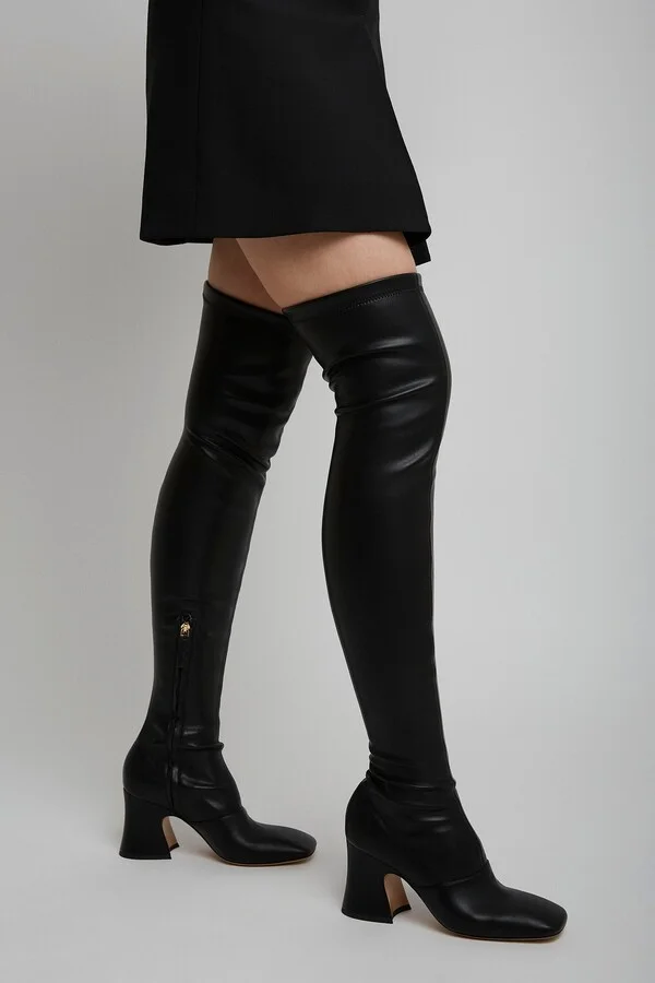 Janis black leatherover knee boots - Image 2