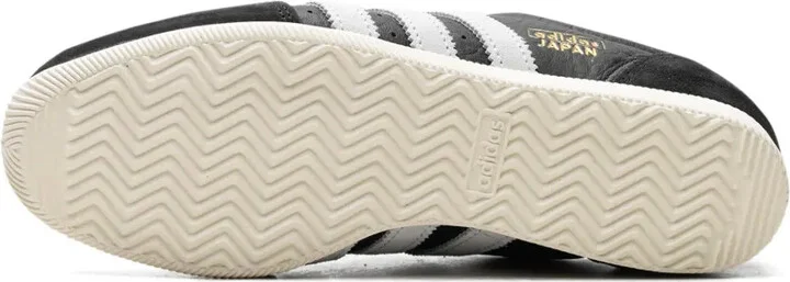 Japan "Core Black/Cloud White" sneakers - Image 4