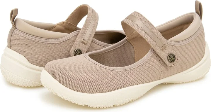 Jbu Women's Merry Mary Jane Flat Shoe - Image 11