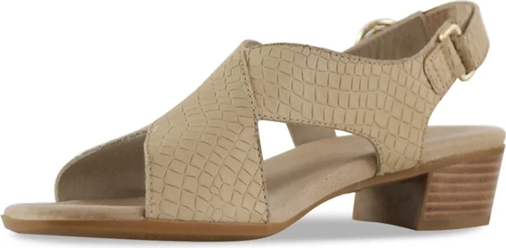 Jenny Sandal - Image 11