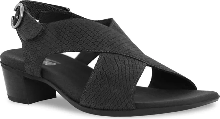 Jenny Sandal