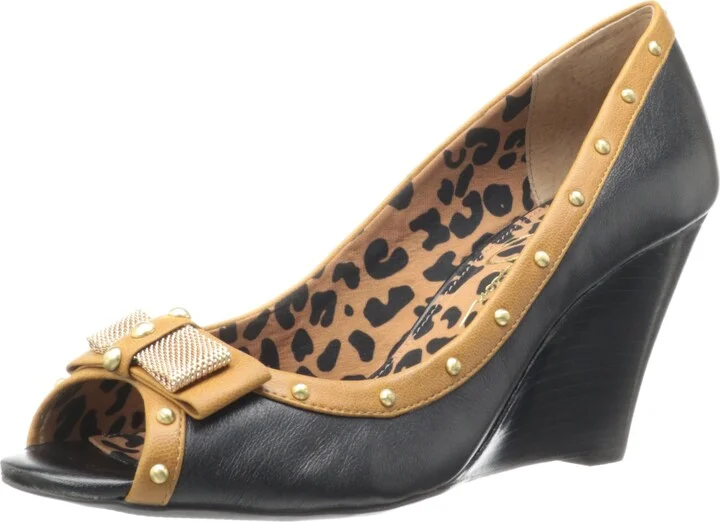 Black Alaska Leather
