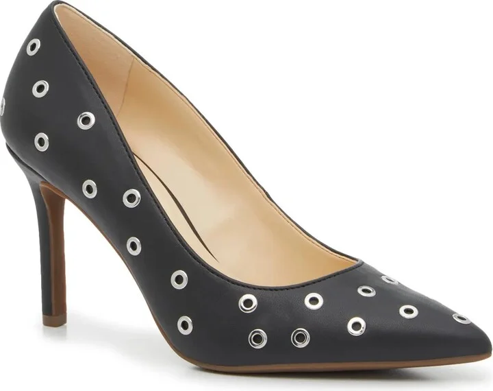 Jessica Simpson Nolanne Pump