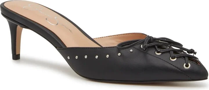 Jessica Simpson Quilria Pump
