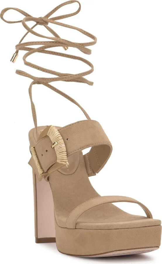 Jessica Simpson Women's CAELIA Sandal-Platform