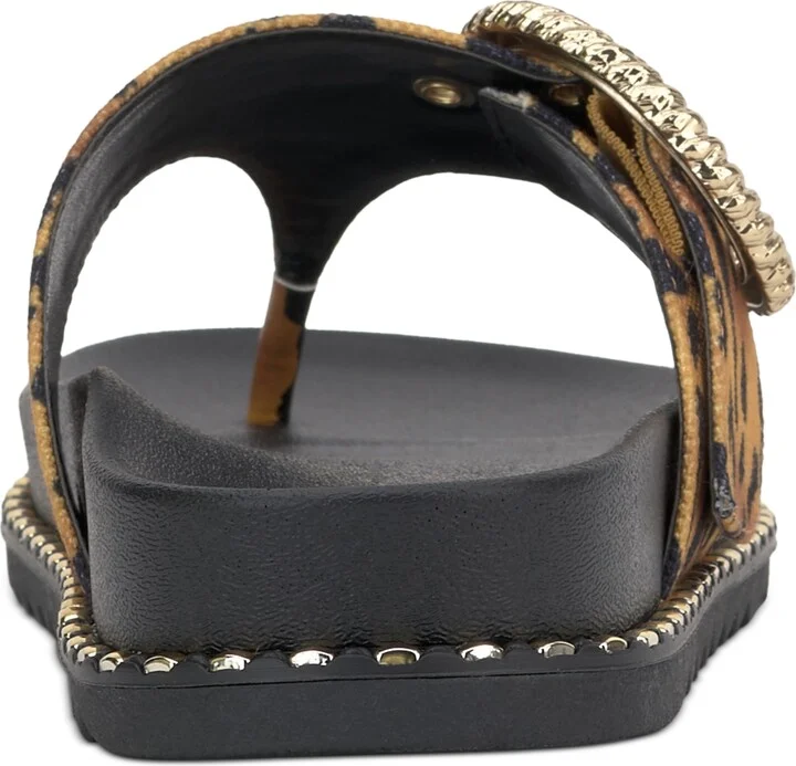 Jessica Simpson Women's Cymmeri Hooded Thong Flat Sandals - Image 7