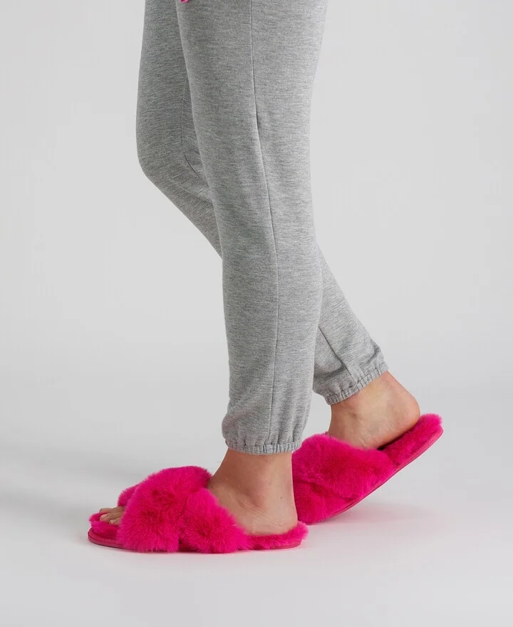 Jessica Simpson Women's Extra Soft High Plush Cross Band Slide Slippers - Image 7