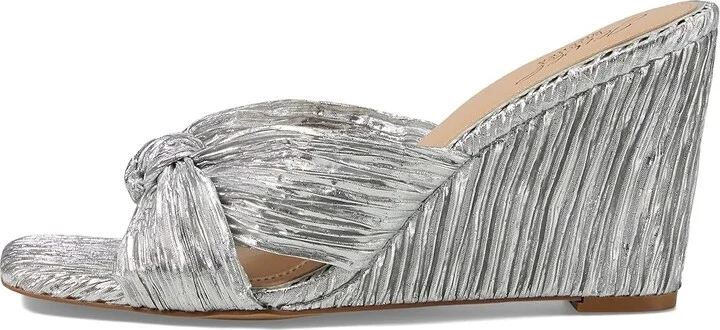 Jewel Badgley Mischka Hype Women's Sandals Silver Fabric : 5 M, Synthetic - Image 5
