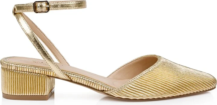 Jewel Badgley Mischka Women's Stacy Snip Toe Dress Pumps - Image 6