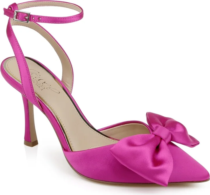 Jewel Badgley Mischka Women's Yanna Pointed Toe Evening Pumps