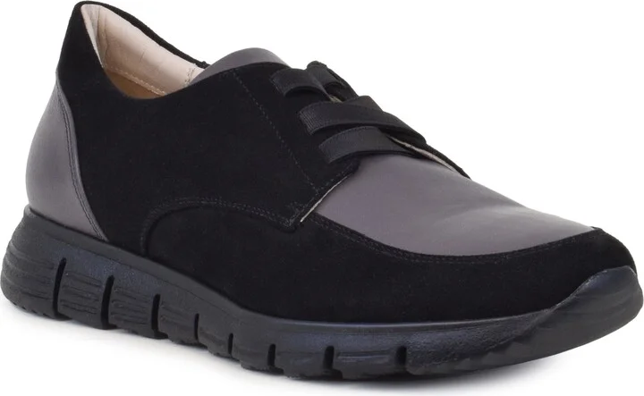 BLACK CASHMERE