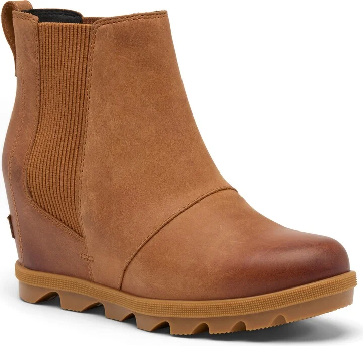 Velvet Tan/ Gum 2