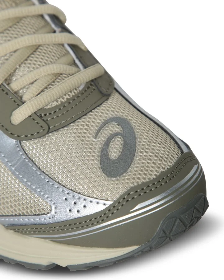Jog 100s Ivory Sneakers - Image 4