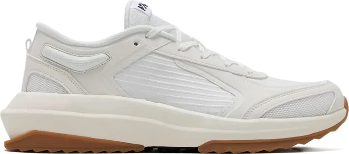Jogger textured lace-up sneakers