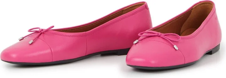 HYPER PINK