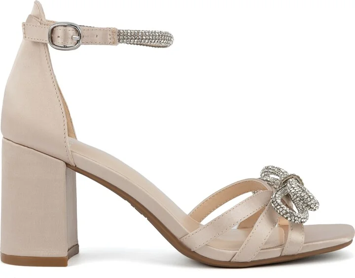 Jones New York Women's Earaman Block Heel Rhinestone Bow Dress Sandals - Image 2