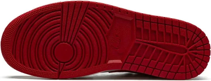 Jordan 1 Low "Bulls" sneakers - Image 4