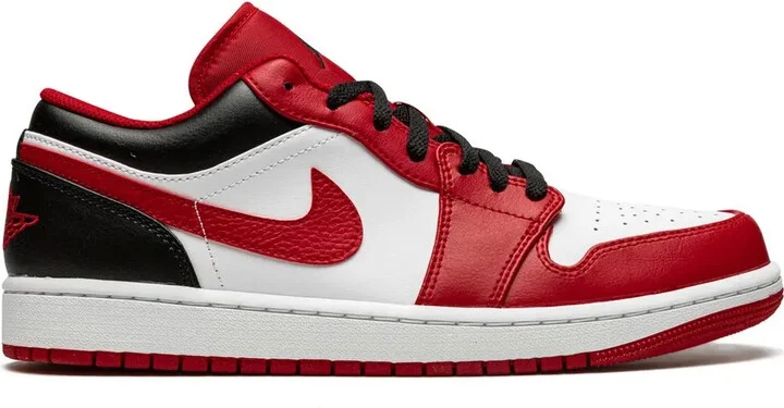 Jordan 1 Low "Bulls" sneakers
