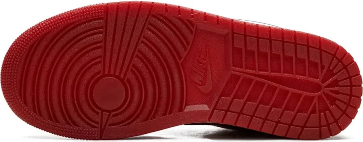 Jordan 1 Low "Patent Valentine's Day" sneakers - Image 4