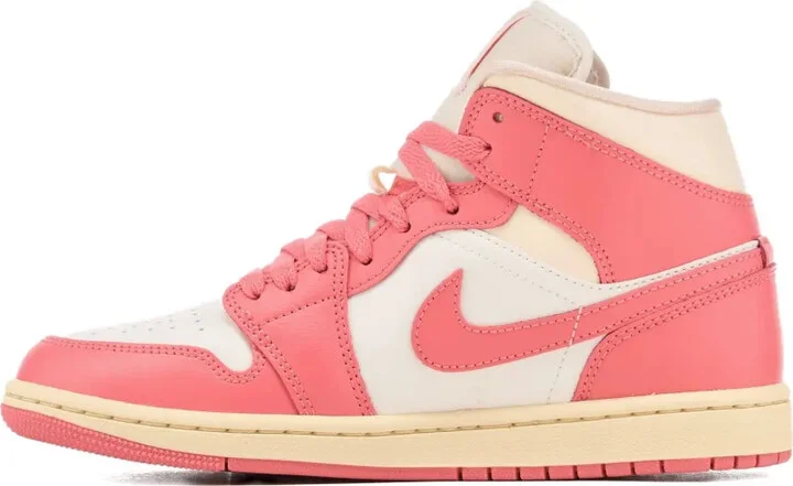 Jordan 1 Mid "Guava Ice" sneakers - Image 4