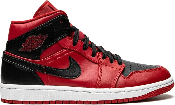 Jordan 1 Mid "Reverse Bred" sneakers